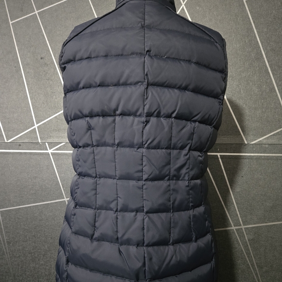 Michael Kors Navy Quilted Down-Style Vest with Gold Hardware - Picture 3 of 8